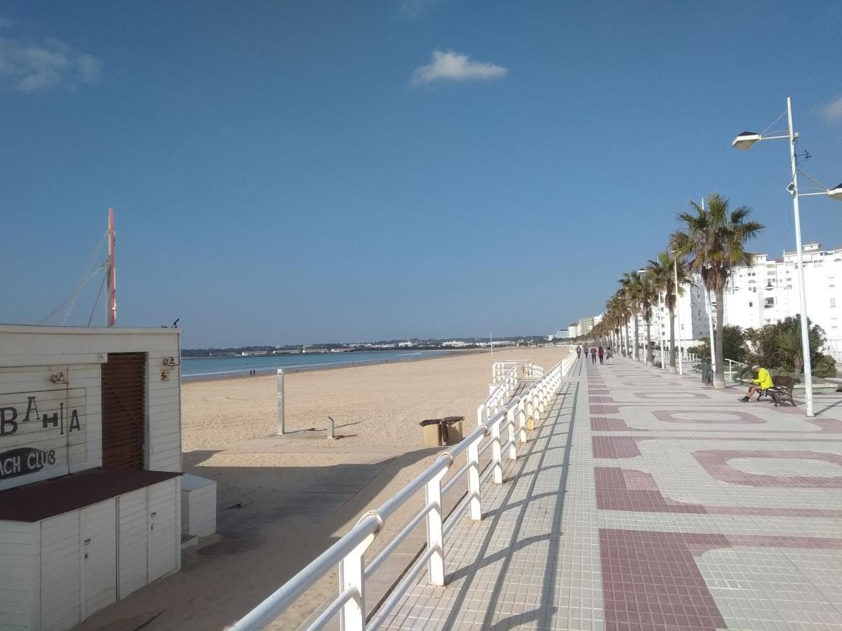 Primera Linea De Playa En Valdelagrana El Puerto de Santa Maria Exterior foto